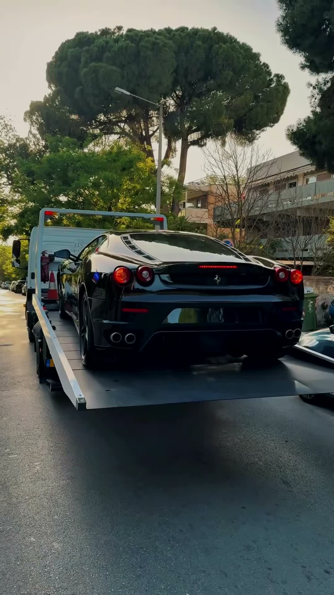 Ferrari F430 σε μεταφορά
